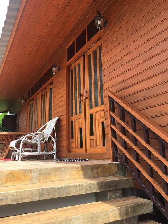 Saduemuenghomestay Phrae Exterior foto